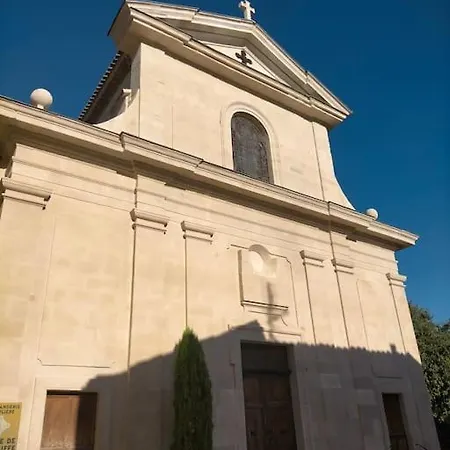 Lägenhet Maison De Village A